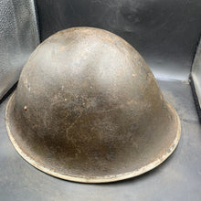 Charger l'image dans la galerie, Original British/Canadian Army WW2 Mk3 Turtle High Rivet Combat Steel Helmet - The Militaria Shop