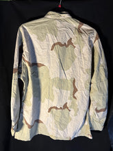 Lade das Bild in den Galerie-Viewer, Gulf War US Army DCU Camouflaged Combat Field Coat/Jacket - Large/Regular - The Militaria Shop