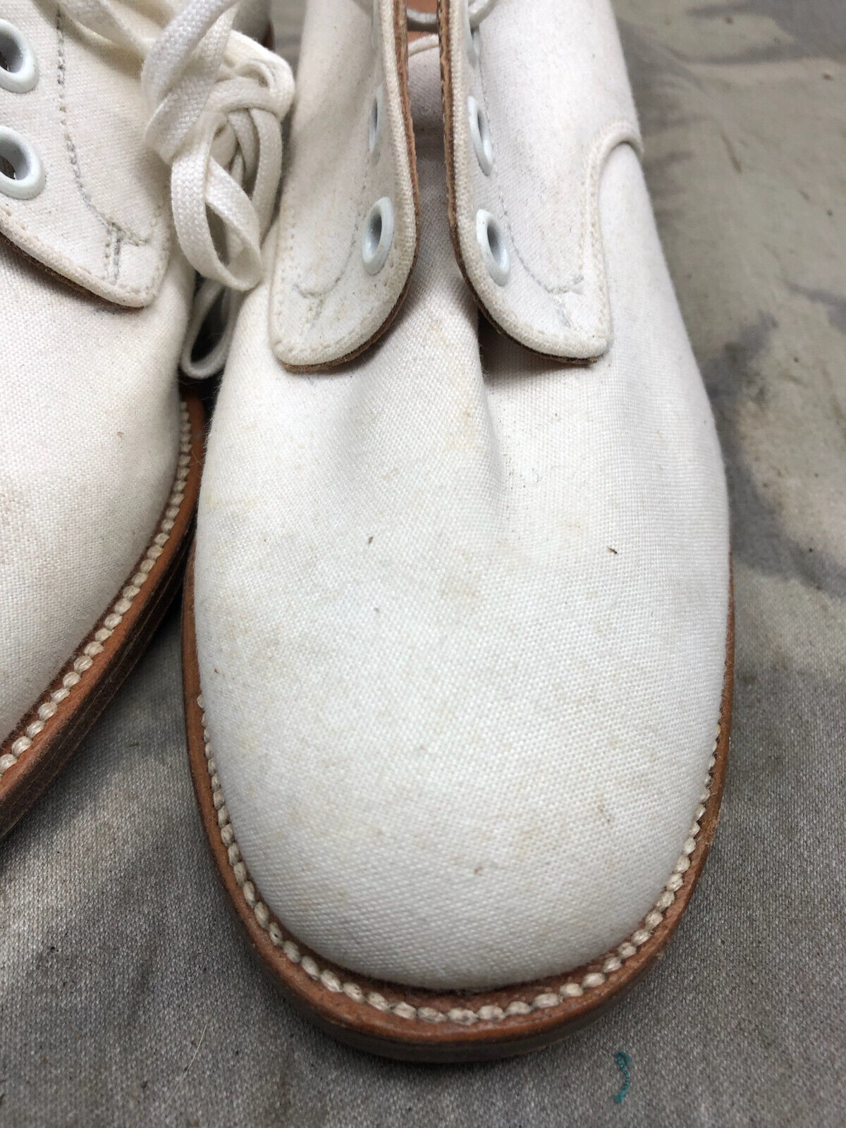 Genuine British Army Women's White Summer Shoes - WW2 Pattern - Size UK 2M - The Militaria Shop