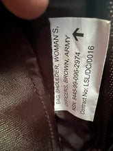 Lade das Bild in den Galerie-Viewer, Genuine British Army Woman's Officers Shoulder Brown Hand Bag - The Militaria Shop