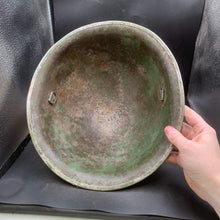 Lade das Bild in den Galerie-Viewer, Original WW2 British/Canadian Army Mk3 Turtle Combat Helmet - The Militaria Shop
