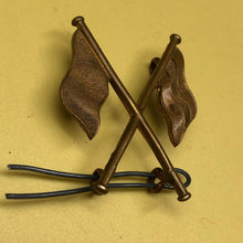 Load image into Gallery viewer, Original WW2 British Army Brass Signallers Flag Sleeve Badge - The Militaria Shop