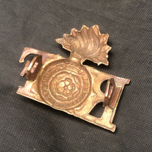 Load image into Gallery viewer, Original WW1 British Army Royal London Fusiliers Regiment Brass Shoulder Title - The Militaria Shop