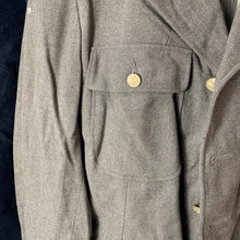 Lade das Bild in den Galerie-Viewer, Original WW2 US Army Class A Dress Jacket 1941 - Private Ryan Prop - 39" Long - The Militaria Shop