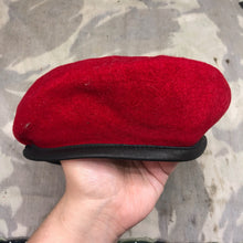 Lade das Bild in den Galerie-Viewer, Genuine British Army Forces Beret - RMP Royal Military Police - Size 55 - The Militaria Shop