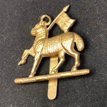 Load image into Gallery viewer, Genuine WW2 British Army Brass Cap Badge - Queen's Royal Regiment (West Surrey) - The Militaria Shop