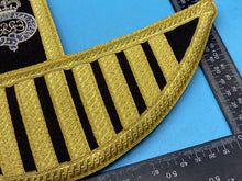 Lade das Bild in den Galerie-Viewer, Original Single British Army Grenadier Guards Bandsman's Epaulette / Wing - The Militaria Shop