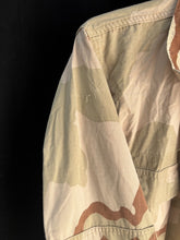 Load image into Gallery viewer, Gulf War US Army DCU Camouflaged Combat Field Coat/Jacket - Large/Long - The Militaria Shop