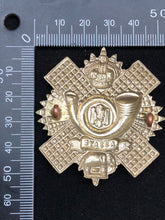 Charger l'image dans la galerie, Original WW1 British Army Highland Light Infantry Cap Badge - The Militaria Shop