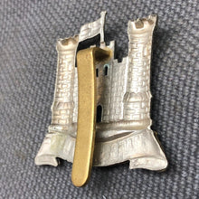 Load image into Gallery viewer, Original WW2 British Army Cap Badge - 6th Inniskilling Dragoons - The Militaria Shop