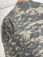 Charger l'image dans la galerie, Surplus US Army ACU Combat Uniform Jacket-Xsmall-XLarge - The Militaria Shop