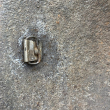 Charger l'image dans la galerie, Original British/Canadian Army WW2 Mk3 Turtle High Rivet Combat Steel Helmet - The Militaria Shop