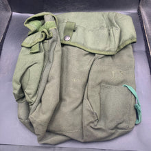 Charger l'image dans la galerie, Genuine British Army Surplus OD Green Gas Mask Bag Haversack - The Militaria Shop
