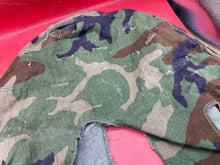 Lade das Bild in den Galerie-Viewer, Original US Army M1 Camo Helmet Cover - Vietnam Found - Combat Worn - The Militaria Shop