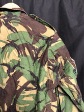 Charger l'image dans la galerie, Genuine Army Surplus British DPM Camouflaged Combat Smock Jacket - Size 170/104 - The Militaria Shop