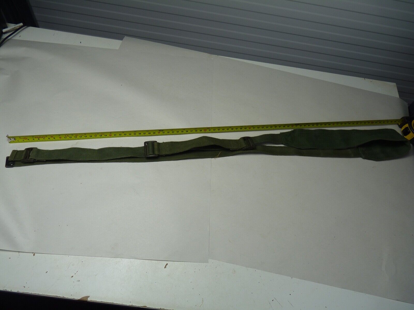 Original WW2 British Army 44 Pattern Shoulder / Extended Equipment Strap - 1945 - The Militaria Shop