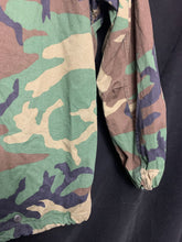 Charger l'image dans la galerie, US Army Jacket Mens Woodland Camo Combat Military Protective - X-Small - The Militaria Shop
