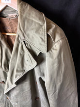 Load image into Gallery viewer, Original WW2 US Army Officers Raincoat Overcoat + Liner & Belt - Long Med - 40" - The Militaria Shop