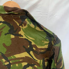 Load image into Gallery viewer, British Army Woodland DPM Camo Combat Temperate Smock - Size 170/96 - The Militaria Shop