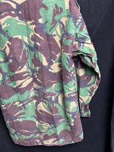 Load image into Gallery viewer, Surplus British Army DPM Pattern Camouflaged Smock Combat-40in Chest - The Militaria Shop