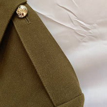 Charger l'image dans la galerie, Genuine British Army No.2 Dress Uniform Tunic Jacket - Size 170/104/88 - The Militaria Shop