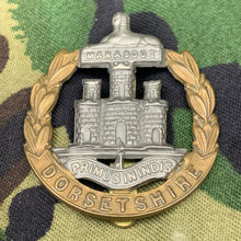 Load image into Gallery viewer, Original British Army Dorsetshire Regiment Cap Badge - The Militaria Shop
