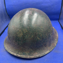 Charger l'image dans la galerie, Original WW2 Mk3 Canadian / British Army Turtle Helmet High Rivet - The Militaria Shop