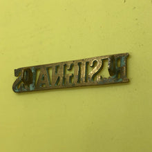 Load image into Gallery viewer, Original WW2 British Army R.Signals Royal Signals Shoulder Title - The Militaria Shop