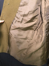 Lade das Bild in den Galerie-Viewer, Original British Army No.2 Dress Uniform Jacket - Grade 1 - Size 176/100/84 - The Militaria Shop