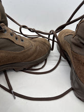 Lade das Bild in den Galerie-Viewer, British Army Surplus Brown Leather Combat Boots - YDS - Size UK 7 M - The Militaria Shop