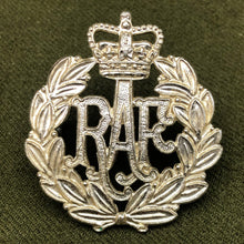 Lade das Bild in den Galerie-Viewer, Image #1