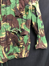Load image into Gallery viewer, Vintage British Army Surplus Camouflaged Combat DPM Jacket - Size 170/96 - The Militaria Shop