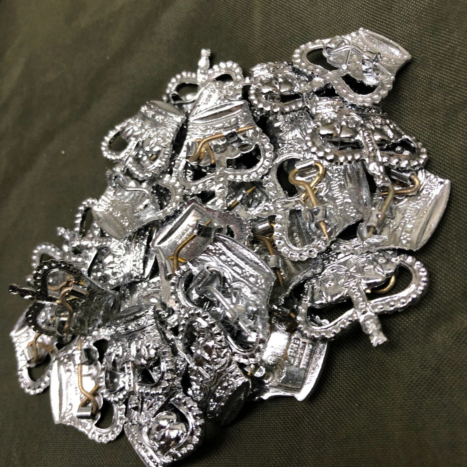 British Army Metal Rank Badge in Chromium plated metal - Small Crown - Staff Sgt - The Militaria Shop