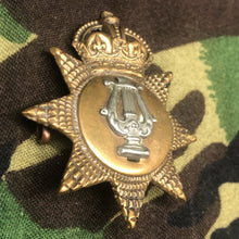 Charger l'image dans la galerie, Original WW1 British Army Bandsman's Cap Badge - The Militaria Shop