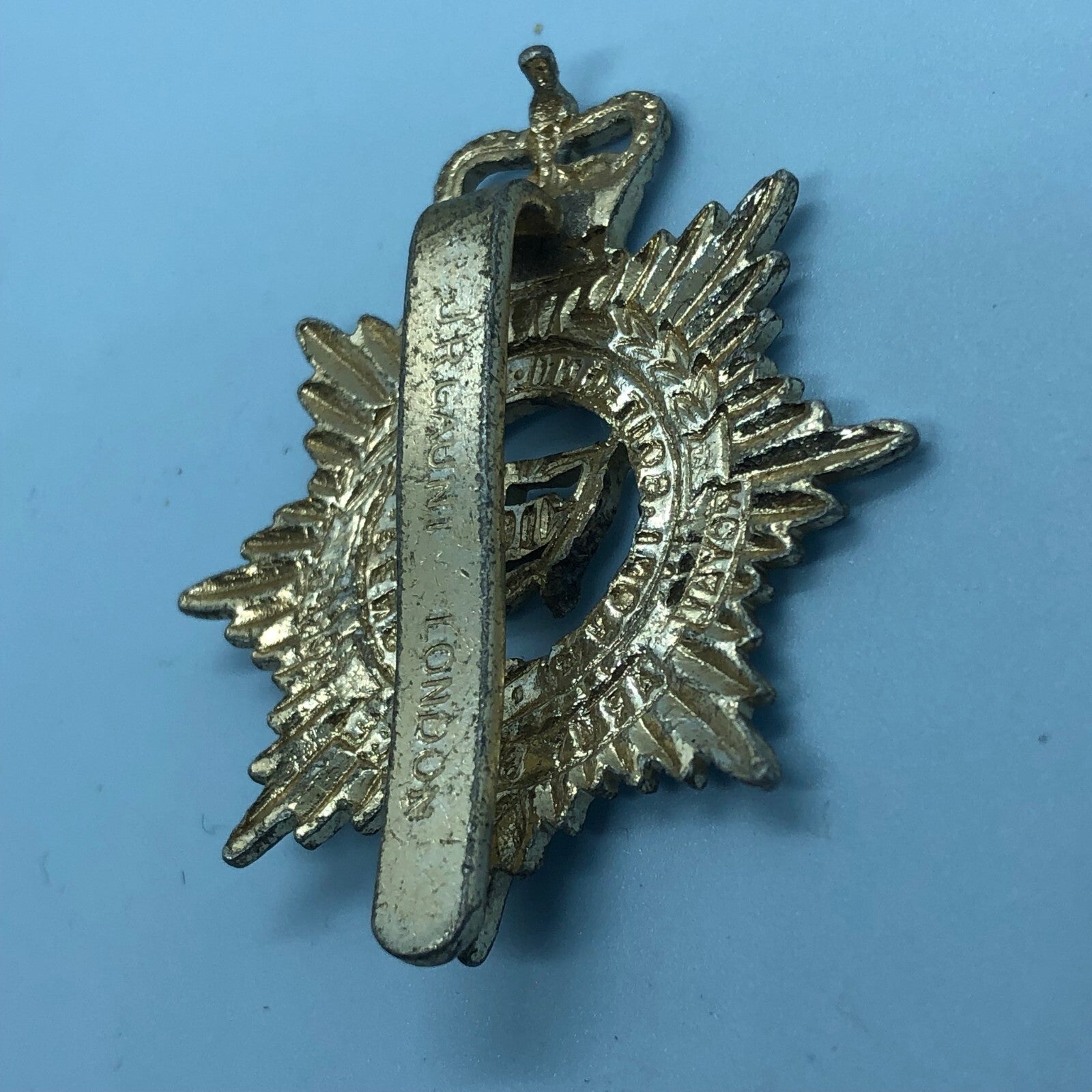 Genuine British Army Cap Badge - Royal Army Service Corps - The Militaria Shop