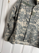 Load image into Gallery viewer, Surplus US Army ACU Combat Uniform Jacket Broken Zip-Medium XShort - The Militaria Shop
