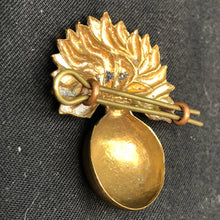 Load image into Gallery viewer, Original WW2 British Army Cap Badge - Grenadier Guards - The Militaria Shop