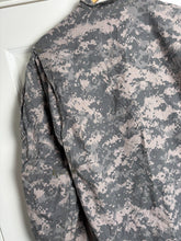 Load image into Gallery viewer, Surplus US Army ACU Combat Uniform Jacket-Medium Regular - The Militaria Shop