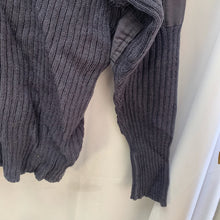 Charger l'image dans la galerie, Genuine British RAF Royal Air Force Pull Over Jumper Jersey - Size 6 - The Militaria Shop