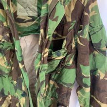 Charger l'image dans la galerie, Genuine British Army Jungle DPM Camouflage Combat Jacket - Size 170/96 - The Militaria Shop