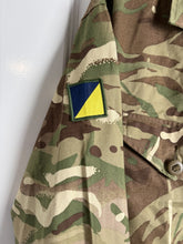 Charger l'image dans la galerie, Surplus British Army MTP Barrack Shirt -Size 190/105 - The Militaria Shop