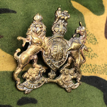 Load image into Gallery viewer, Original WW1 British Cap Badge - General Service Corps - The Militaria Shop