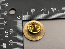 Lade das Bild in den Galerie-Viewer, Vintage The Baldwin Locomotive Works Philadelphia U.S.A #90 Pin Badge - The Militaria Shop