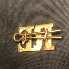 Load image into Gallery viewer, Original WW1 British Army Royal Engineers RE Brass Shoulder Title - The Militaria Shop