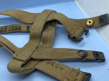 Charger l'image dans la galerie, Original WW2 British Army Soldiers 37 Pattern Water Bottle Carrier - The Militaria Shop