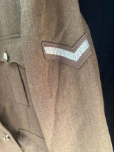 Lade das Bild in den Galerie-Viewer, British Army Surplus No.2 Service Dress Jacket - Engineers - Size 182/108/92 - The Militaria Shop