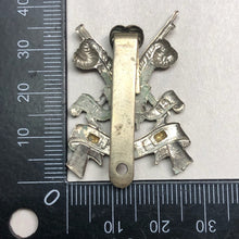 Load image into Gallery viewer, Original British Army Cap Badge - 3rd Carabiners - The Militaria Shop