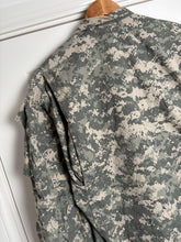 Load image into Gallery viewer, Surplus US Army ACU Combat Uniform Jacket-Medium Long - The Militaria Shop