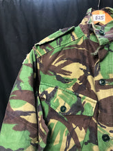 Charger l'image dans la galerie, British Military Surplus Army DPM Camouflage Combat Smock - Size 180/96 - The Militaria Shop