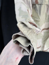 Load image into Gallery viewer, Gulf War US Army DCU Camouflaged Combat Field Coat/Jacket - Small/Regular - The Militaria Shop